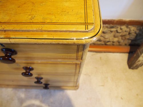 CHEST OF DRAWERS STUNNING ORIGINAL PAINT VICTORIAN C1840 - ADDITIONAL PHOTO 5