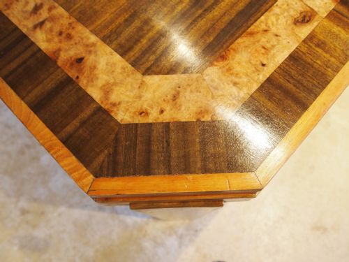 TABLE STUNNING ART DECO WALNUT DINING TABLE C1925 - ADDITIONAL PHOTO 1
