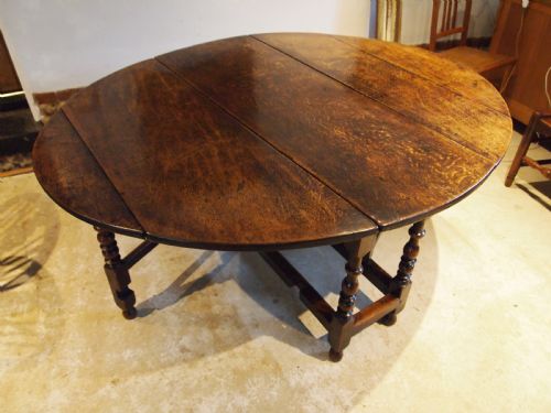 table dining outstanding charles ii oak gateleg seats 8 c1680 - CATEGORY: ANTIQUE TABLES - DATED 17TH CENTURY