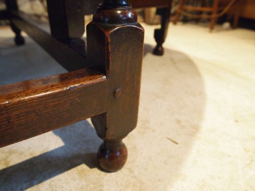 TABLE DINING OUTSTANDING CHARLES II OAK GATELEG SEATS 8 C1680 - ADDITIONAL PHOTO 1