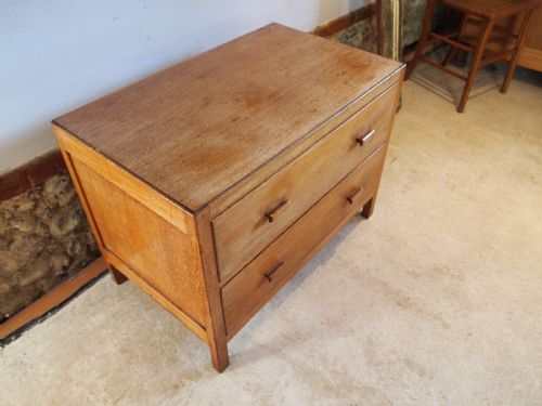 CHEST OF DRAWERS HEALS LOW CHEST LIMED OAK C1920 - ADDITIONAL PHOTO 2