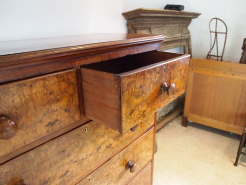 CHEST OF DRAWERS FINE BURR WALNUT VICTORIAN C1860 - ADDITIONAL PHOTO 5
