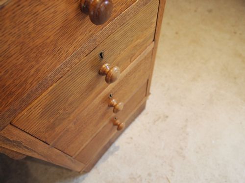 DESK ARTS CRAFTS OAK COTSWOLD SCHOOL DESIGN RETAILED BY HARVEY NICHOLS C1930 - ADDITIONAL PHOTO 9