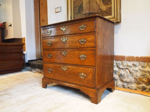 chest of drawers rare small george iii oak original handles c1770 - CATEGORY: ANTIQUE CHEST OF DRAWERS - DATED 18TH CENTURY