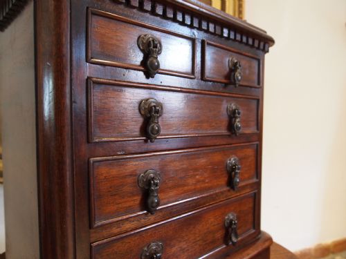 CHEST OF DRAWERS RARE MINIATURE APPRENTICE VICTORIAN ARTS AND CRAFTS WALNUT - ADDITIONAL PHOTO 9