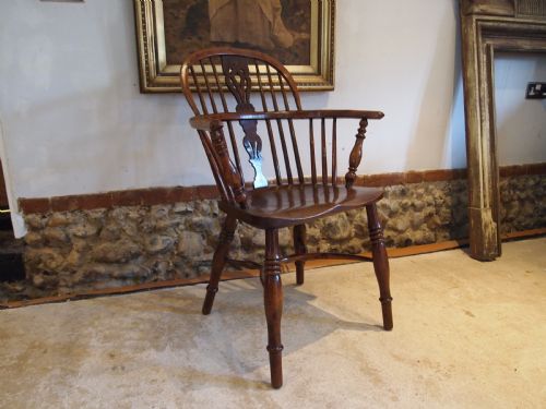 chair outstanding windsor armchair yew burr yew elm c1820 - CATEGORY: ANTIQUE CHAIRS - DATED GEORGIAN