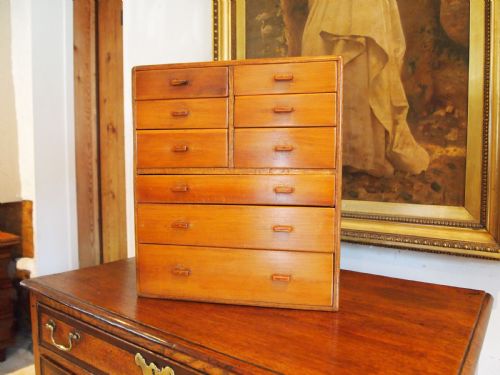 CHEST OF DRAWERS MINIATURE MANNER OF HEALS OAKWALNUT C1930 - ADDITIONAL PHOTO 6