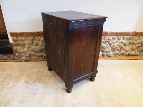 RARE GEORGE I OAK BEDSIDE CUPBOARD CABINET C1720 - ADDITIONAL PHOTO 5