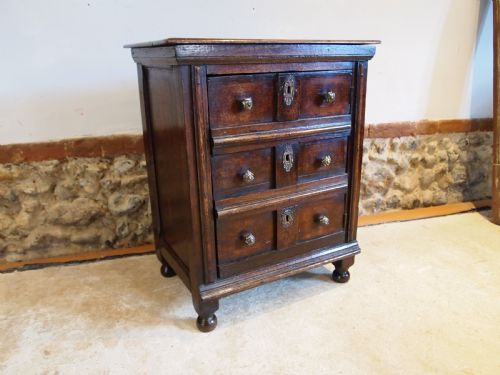 RARE GEORGE I OAK BEDSIDE CUPBOARD CABINET C1720 - ADDITIONAL PHOTO 6