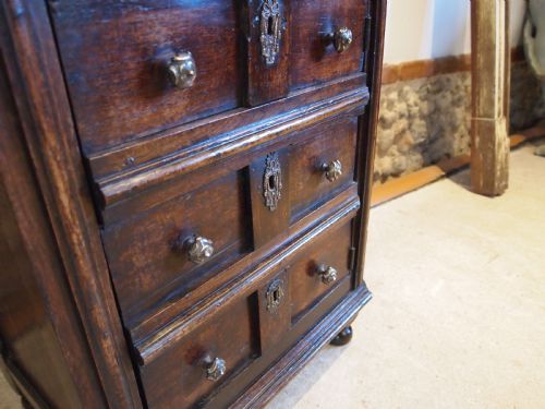 RARE GEORGE I OAK BEDSIDE CUPBOARD CABINET C1720 - ADDITIONAL PHOTO 10