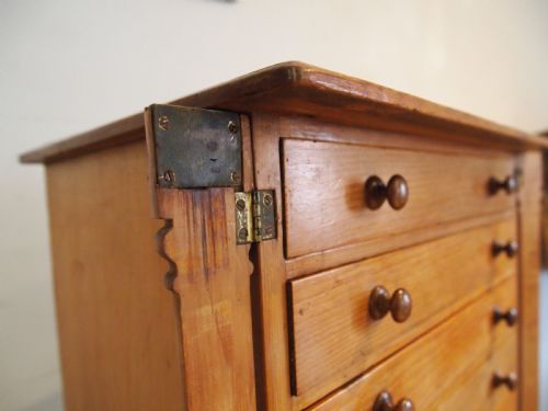 CHEST OF DRAWERS RARE COLLECTORS WELLINGTON CHEST C1870 - ADDITIONAL PHOTO 9