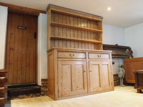 dresser sideboard stunning victorian pine c1850 - CATEGORY: ANTIQUE DRESSERS - DATED 1850