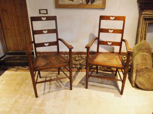 CHAIRS OUTSTANDING PAIR ARTS CRAFTS OAK MANNER OF VOYSEY C1900 - ADDITIONAL PHOTO 1