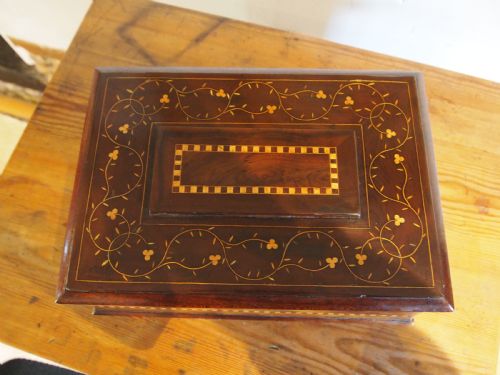 BOX RARE KILLARNEY YEW WOOD JEWELLERY SEWING SARCOPHAGUS SHAPE C1870 - ADDITIONAL PHOTO 3