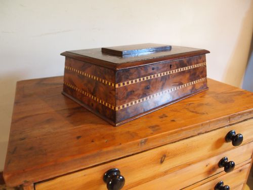 BOX RARE KILLARNEY YEW WOOD JEWELLERY SEWING SARCOPHAGUS SHAPE C1870 - ADDITIONAL PHOTO 5
