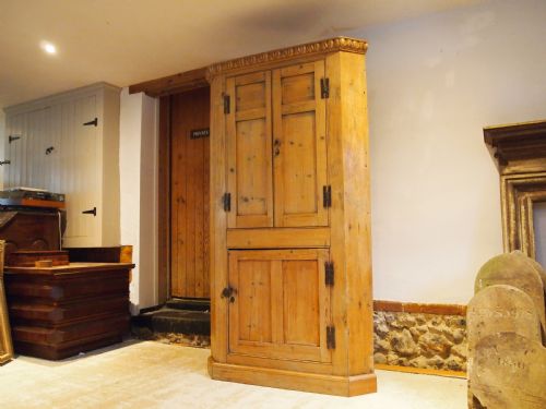 CUPBOARD STUNNING GEORGE III PINE CORNER CABINET C1790 - ADDITIONAL PHOTO 5