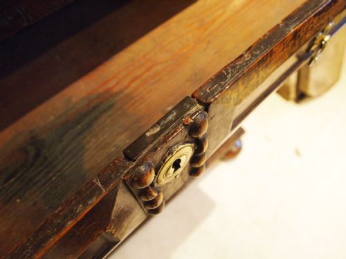 CHEST OF DRAWERS VERY RARE CHARLES II WALNUT C1680 - ADDITIONAL PHOTO 6