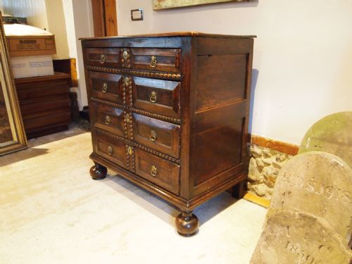 CHEST OF DRAWERS VERY RARE CHARLES II WALNUT C1680 - ADDITIONAL PHOTO 7
