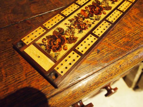 RARE FINE TUNBRIDGE WARE CRIBBAGE BOARD BY THOMAS BARTON C1870 - ADDITIONAL PHOTO 5