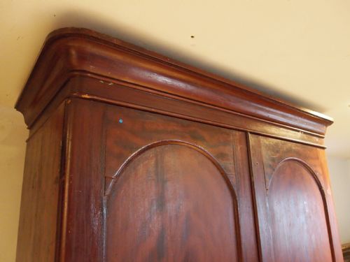 RARE LINEN PRESS CUPBOARD ON CHEST IN ORIGINAL SCUMBLE PAINT C1840 - ADDITIONAL PHOTO 7