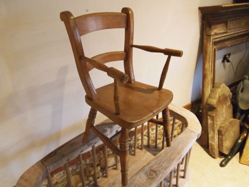 chair rare child's windsor bar back beech and elm c1880 - CATEGORY: ANTIQUE CHAIRS - DATED 1880