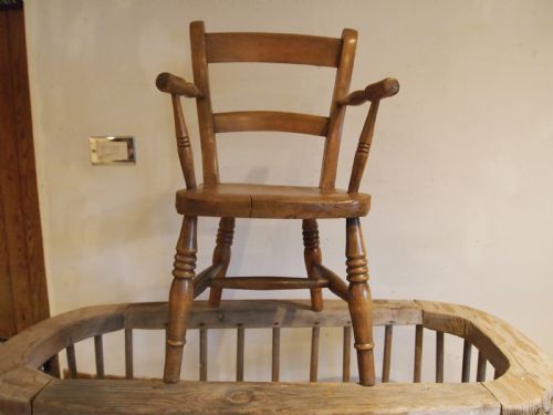 CHAIR RARE CHILD'S WINDSOR BAR BACK BEECH AND ELM C1880 - ADDITIONAL PHOTO 7