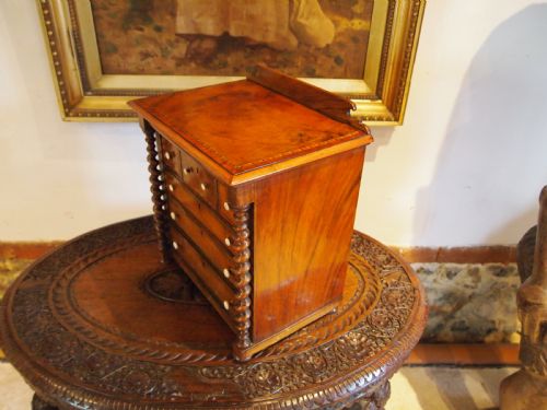 CHEST OF DRAWERS MINIATURE FINE VICTORIAN WALNUT APPRENTICE C1840 - ADDITIONAL PHOTO 12