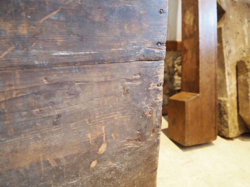 CHEST VERY RARE 17TH CENTURY PINE COFFER C1690 - ADDITIONAL PHOTO 4