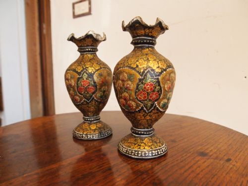 vases fine pair of 19th century kashmiri vases c1890 - CATEGORY: ANTIQUE VASES - DATED 1890
