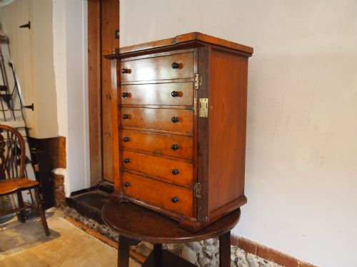 CHEST OF DRAWERS RARE COLLECTORS WELLINGTON CHEST BIRDS EYE MAPLE C1900 - ADDITIONAL PHOTO 1