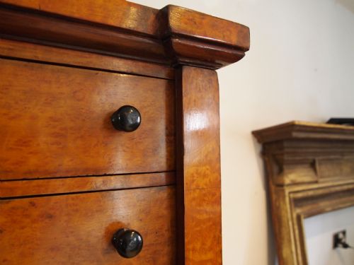 CHEST OF DRAWERS RARE COLLECTORS WELLINGTON CHEST BIRDS EYE MAPLE C1900 - ADDITIONAL PHOTO 9