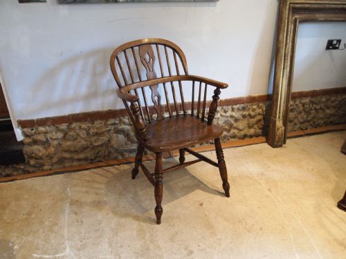 chair stunning early victorian windsor ash and elm c1840 - CATEGORY: ANTIQUE CHAIRS - DATED 19TH CENTURY