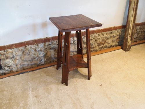 table arts and crafts oak liberty lamp side hall c1900 - CATEGORY: ANTIQUE TABLES - DATED 1900