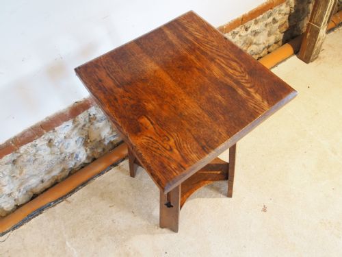 TABLE ARTS AND CRAFTS OAK LIBERTY LAMP SIDE HALL C1900 - ADDITIONAL PHOTO 1