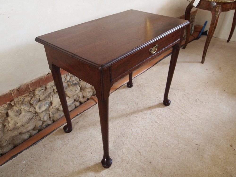 Table lowboy George II single peice top c1750