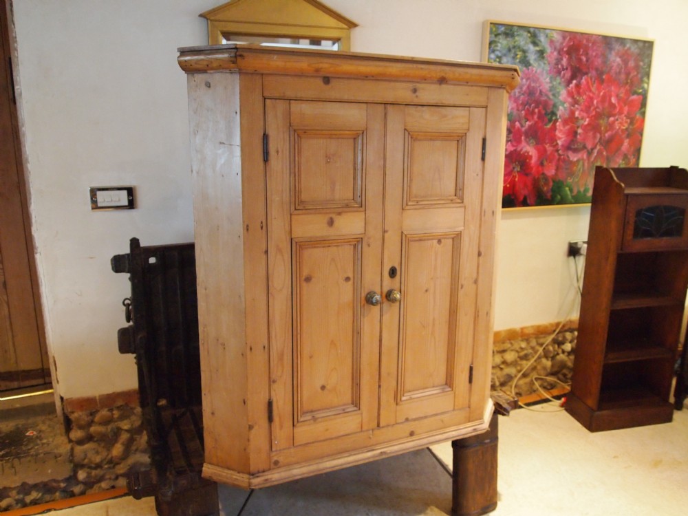 Cupboard cabinet hanging corner cupboard George III Pine c1790