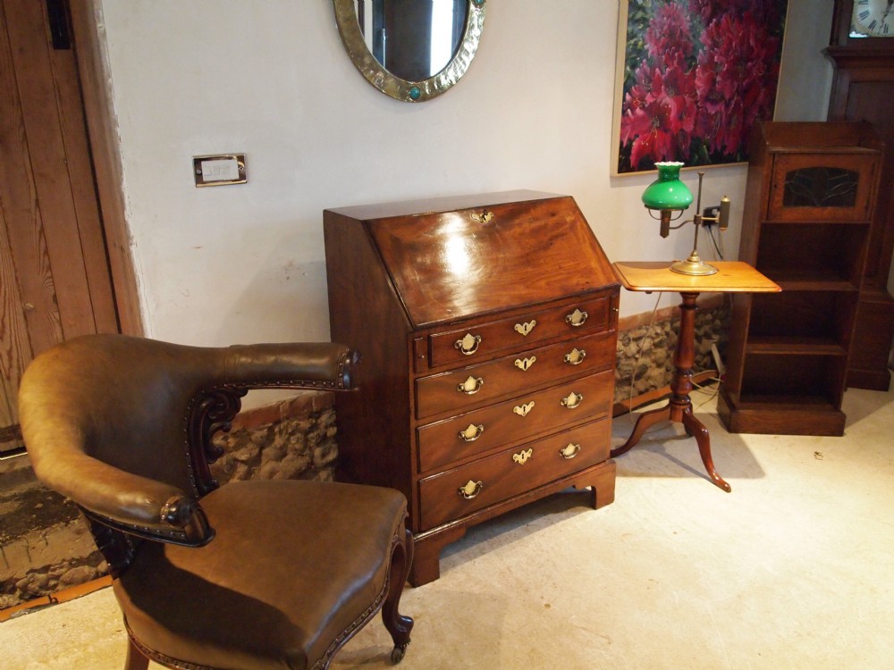Bureau very rare fine George II Mahogany small size 30 inches wide c1760