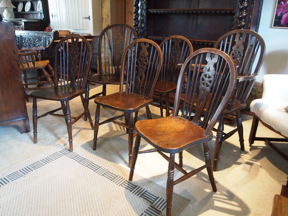 Chairs Edwardian Windsor wheelback kitchen dining chairs Beech and Elm c1900