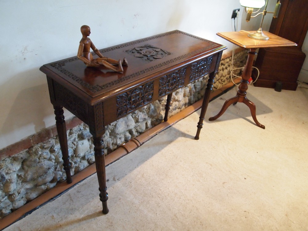Table hall console lamp or side table Victorian Mahogany c1880