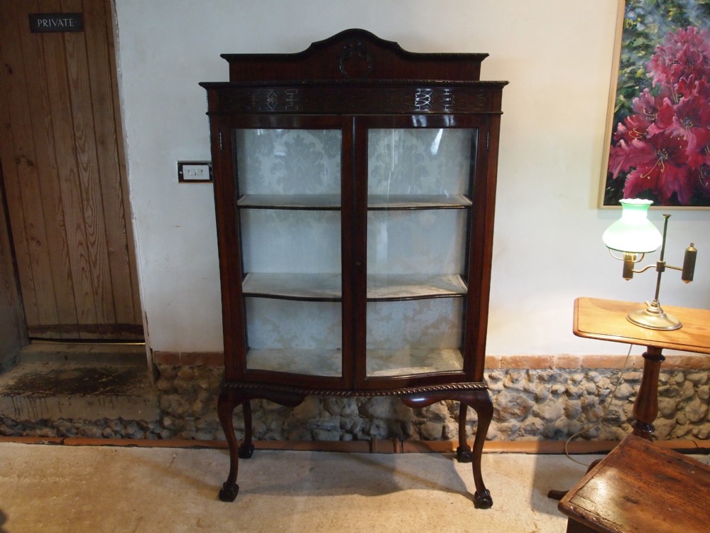 Cabinet display Victorian Mahogany Chippendale revival fine quality c1890