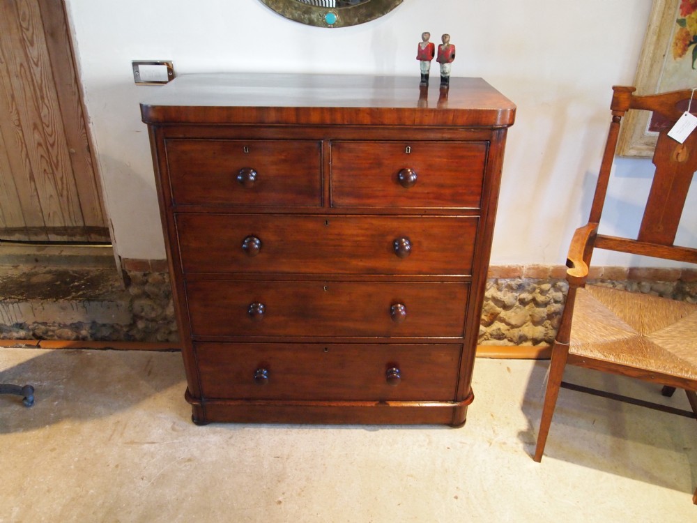 Chest of drawers Victorian Mahogany c1870