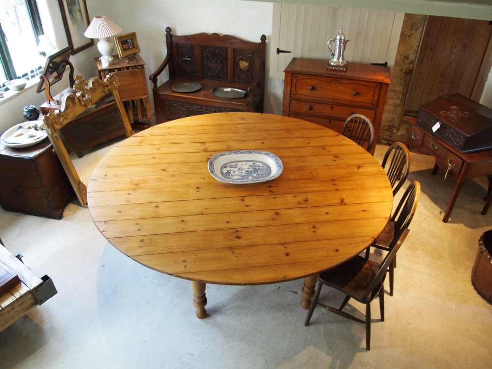 Table large Edwardian Pine collapsible dining table c1910