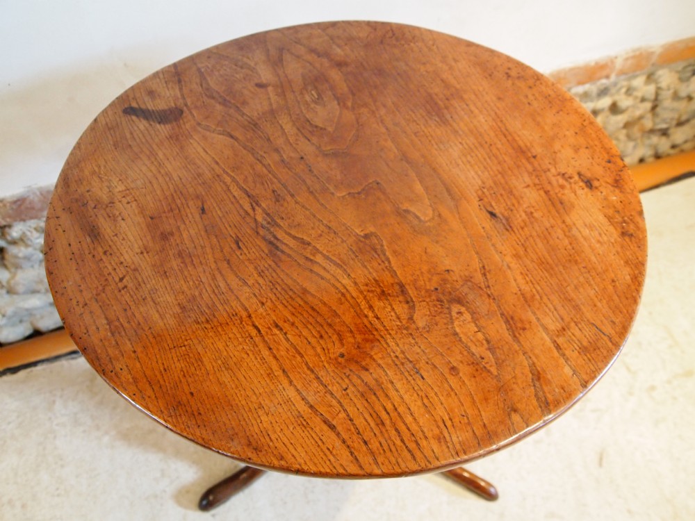 Table rare figured solid Elm country wine side tilt top occasional table c1770