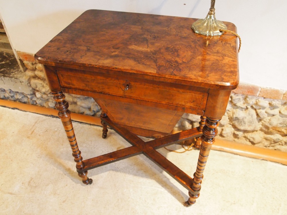 Table sewing work or lamp table Victorian burr and figured Walnut c1880