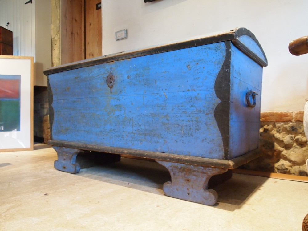 Chest coffer trunk Marriage chest Swedish original paint c1800