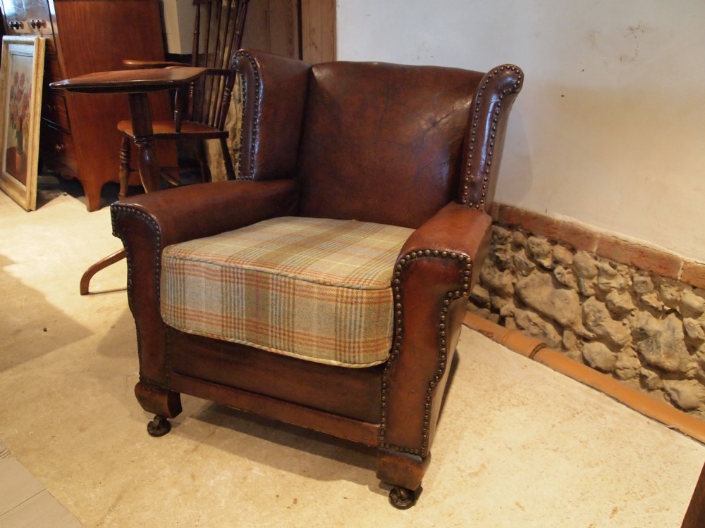 Chair Edwardian leather club armchair c1900