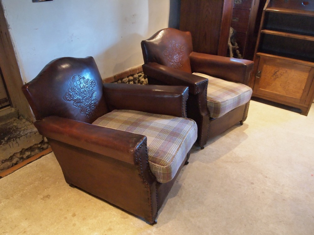 Chairs a rare pair of Edwardian Leather club armchairs c1900