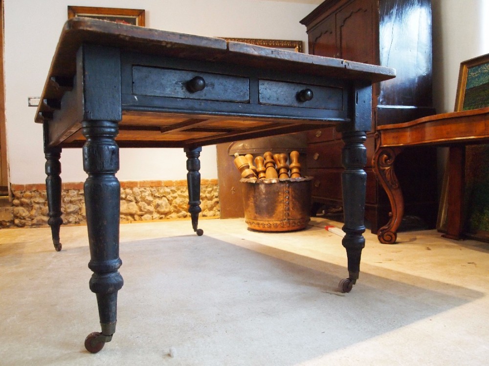 Table original Victorian Pine scrub top table c1860