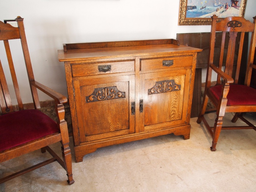Sideboard dresser Arts and Crafts Oak c1910