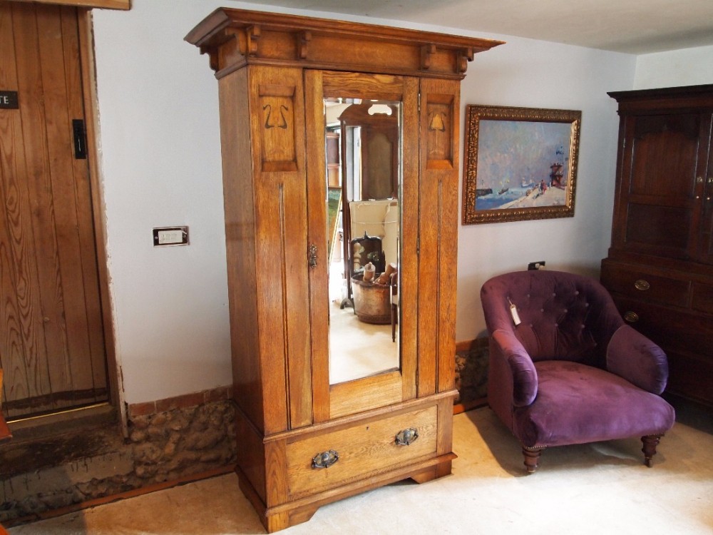 Wardrobe Arts and Crafts Oak c1900